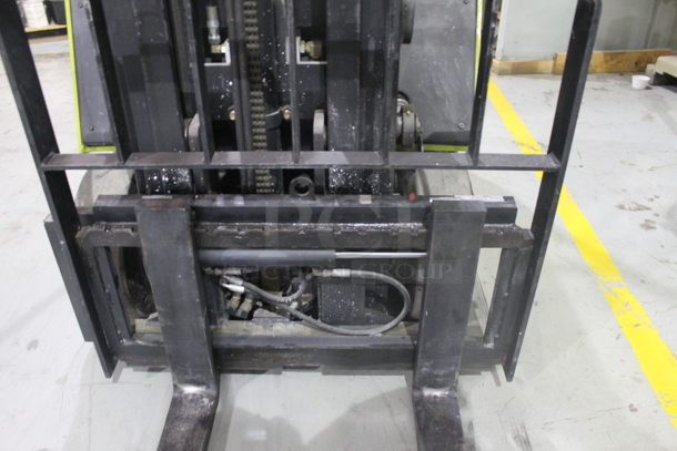 Clark ESX15S Metal Commercial Electric Powered Riding Forklift. Goes GREAT w/ Lot 484! BUYER MUST REMOVE: This Item CANNOT Be Transported; Must Pick Up By Appointment Only Approximately 1 Week After Auction Ends; Forklift Will Be Used During Pick Up Day. - Image 6 of 9