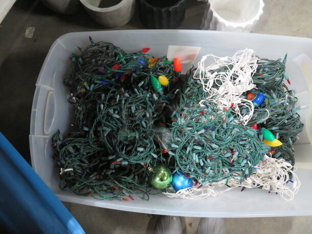 One Mega Lot Of Assorted Lights. - Image 1 of 1