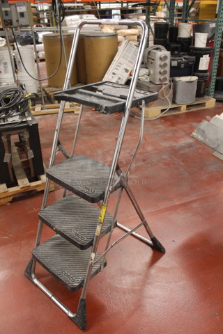 Cosco Metal 3 Tier Stepladder