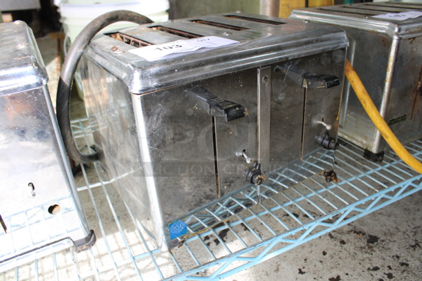 Stainless Steel Commercial Countertop 4 Slot Toaster. 11.5x11.5x9 - Image 3 of 4