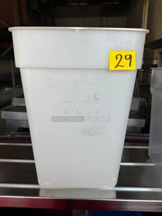Cambro Square Food Storage Containers - 22 Quart, Clear