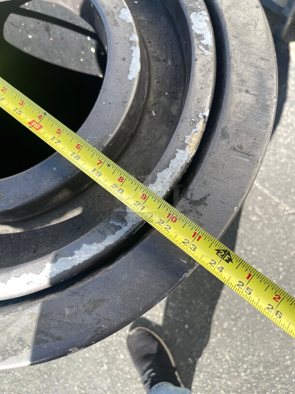 Commerical Patio Trash Receptacles  - Image 4 of 5