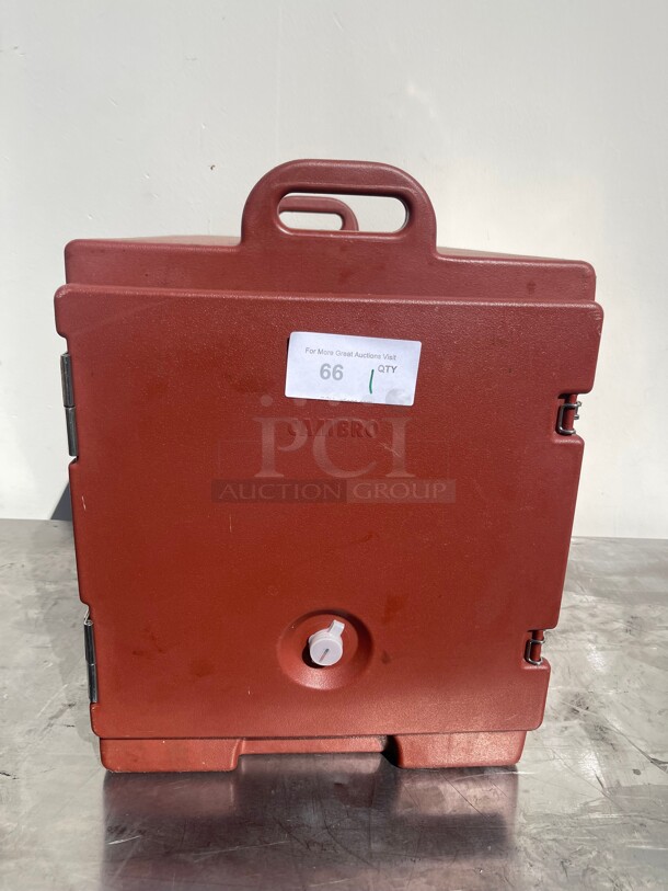 Cambro Ultra Pan Carrier® Black Front Loading Insulated Food Pan Carrier - 4 Full-Size Pan Max Capacity - Image 2 of 8