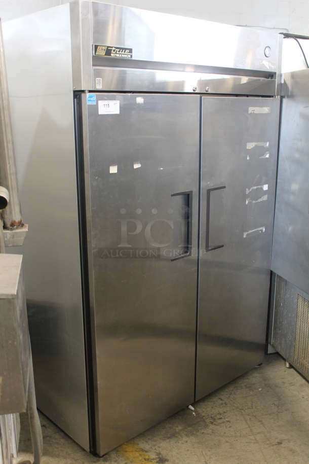 2013 True TG2R-2S Commercial Stainless Steel 2 Door Reach In Cooler w/ Shelving. 115 Volt, 1 Phase. Tested and Working!
 - Image 2 of 6