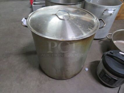 One Stainless Steel Stock Pot With Lid. 20.5X20