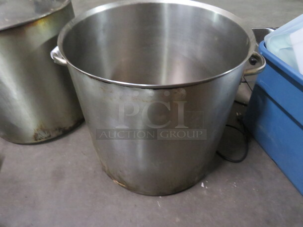 One Stainless Steel Stock Pot. 20.5X20 - Image 1 of 1