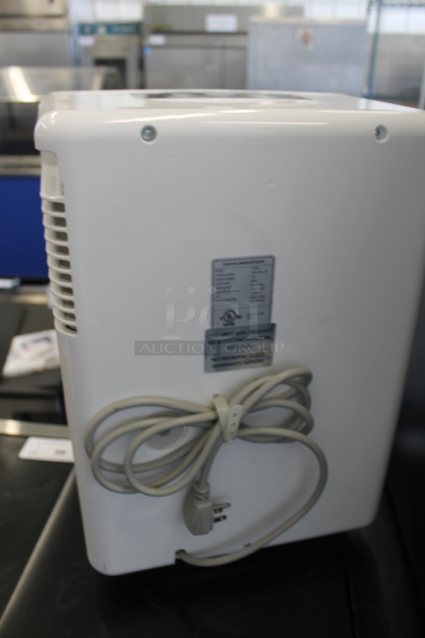 BRAND NEW SCRATCH AND DENT! Smart+ D-40ES Metal 40 Pint Energy Efficient Direct Drain Dehumidifier 115 Volts, 1 Phase. Tested and Working! - Image 5 of 7