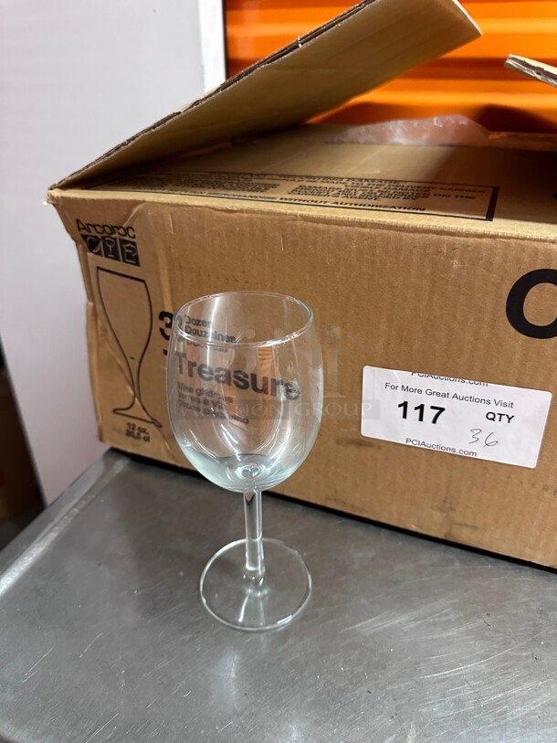 New! Arcoroc C02505 ArcoPrime 12 oz. Customizable All Purpose Wine Glass Heavy Duty NSF Made In France   - Image 1 of 5