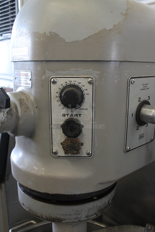 Hobart L 800 Metal Commercial Floor Style 80 Quart Planetary Dough Mixer w/ Stainless Steel Mixing Bowl, Bowl Dolly, Whisk and Paddle Attachment. 200 Volts, 3 Phase. - Image 5 of 11