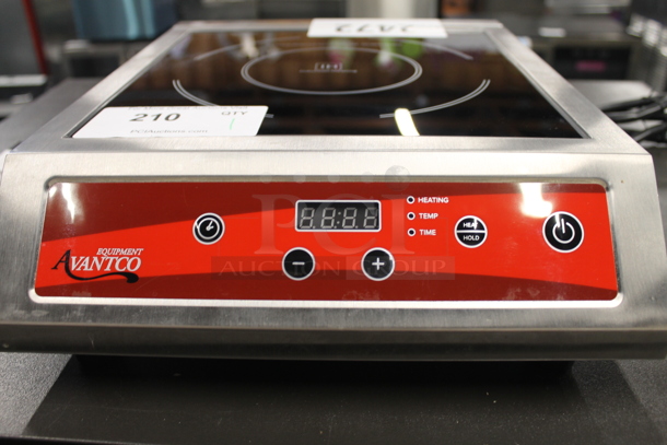 BRAND NEW SCRATCH AND DENT! Avantco 1771C3500 Commercial Stainless Steel Electric Countertop Single Induction Range. 208-240V. Tested And Working!  - Image 2 of 7