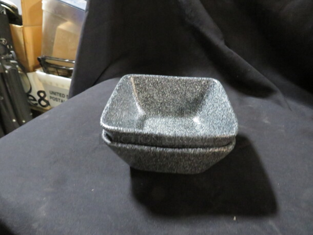 Square Bowl. 5.5X5.5X2.5 3XBID. - Image 1 of 1