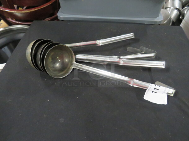 8oz Stainless Steel Ladle. 5XBID - Image 1 of 1