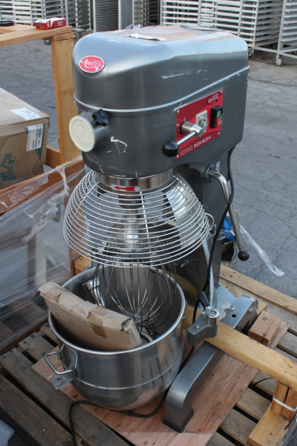 BRAND NEW SCRATCH & DENT! Avantco MX40H 40 Qt. Planetary Floor Mixer with Guard & Standard Accessories - 240V, 2 hp. S/N: No.: 41016123-177MX40H Electrical box and top of mixer are damage. See photos. 20-1/2 x 24 x 46 - Image 3 of 5