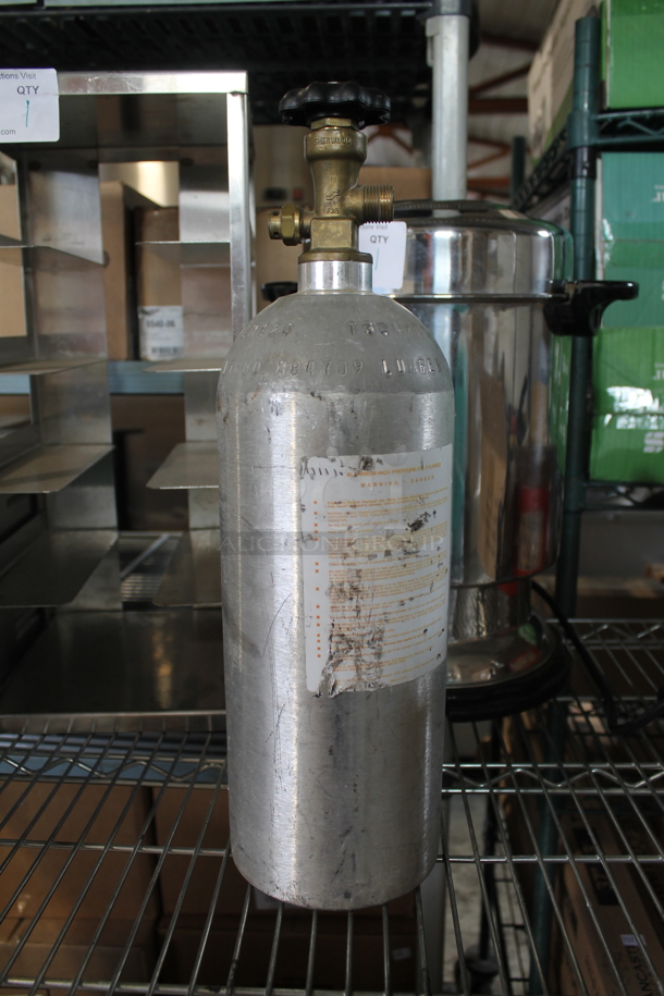 Metal Carbon Dioxide Tank. - Image 2 of 12