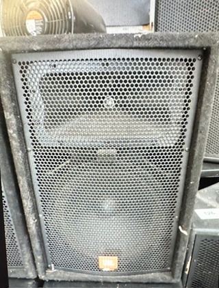 One JBL JAX100 Speaker.