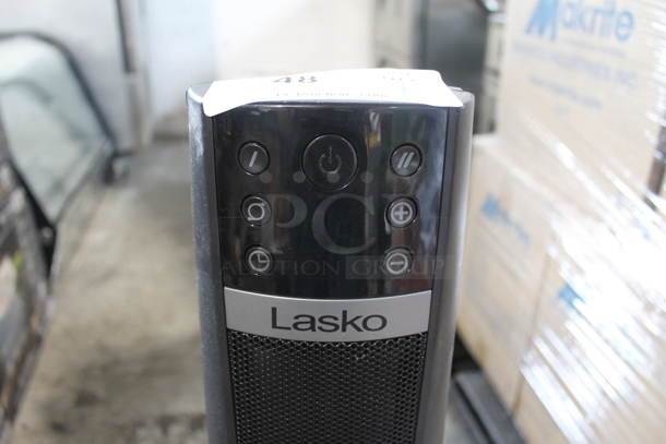 Lasko CT32791 Floor Style Portable Air Heater. 120 Volts, 1 Phase. Tested and Working! - Image 2 of 6