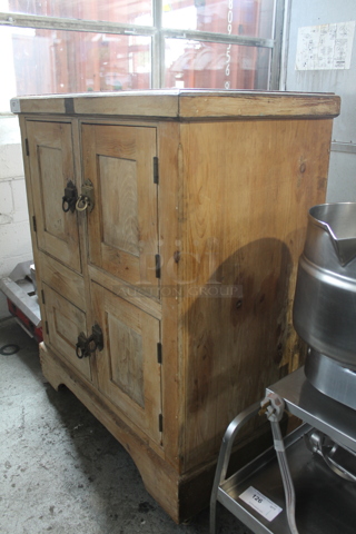 ANTIQUE! The Eddy Refrigerator Wooden 4 Door Cooler. Cannot Test Due To Missing Power Cord

