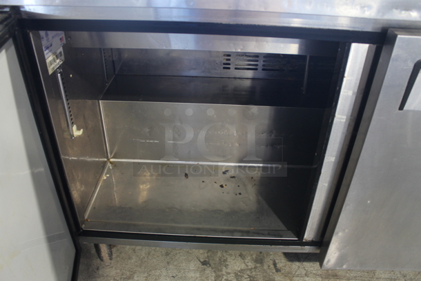 Turbo Air MST-60 Stainless Steel Commercial Sandwich Salad Prep Table Bain Marie Mega Top on Commercial Casters. 115 Volts, 1 Phase. Tested and Working! - Image 2 of 5