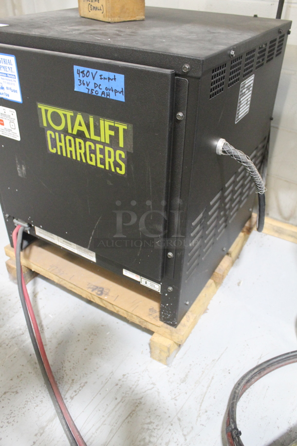 Total Lift Charger Black Metal Charger on Pallet. Goes GREAT w/ Lot 5. BUYER MUST REMOVE: Must Pick Up By Appointment Only Approximately 1 Week After Auction Ends; Will Be Used During Pick Up Day. - Image 3 of 3