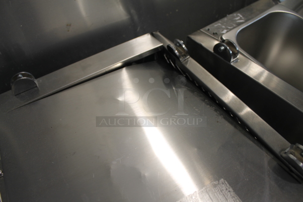 BRAND NEW SCRATCH AND DENT! KoolMore SCDC-3P-SSL Stainless Steel Commercial Countertop Refrigerated Rail w/ 3 Drop In Bins. 115 Volts, 1 Phase. Tested and Powers On But Does Not Get Cold - Image 6 of 11