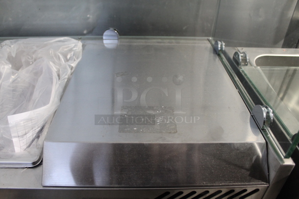 BRAND NEW SCRATCH AND DENT! KoolMore SCDC-3P-SSL Stainless Steel Commercial Countertop Refrigerated Rail w/ 3 Drop In Bins and Glass Sneeze Guard. 115 Volts, 1 Phase. Tested and Working! - Image 5 of 12