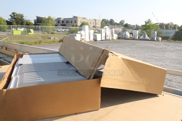 ALL ONE MONEY! Box of BRAND NEW! Cambro Poly Shelf Pieces. - Image 7 of 8