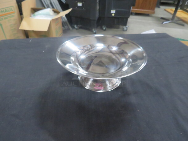 7.5 Inch NEW Stainless Steel Footed Dish. 14XBID - Image 1 of 2