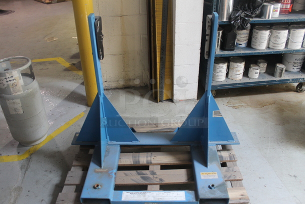 Hercules 5401 0302 Blue Metal Fiber / Steel Strong Drum Lifter. BUYER MUST REMOVE. - Image 1 of 5