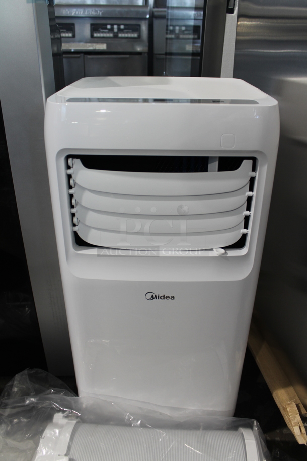 BRAND NEW SCRATCH AND DENT! Midea MAP08R1CWT 8,000 BTU Portable Air Conditioner. 115 Volts, 1 Phase. Tested and Working! - Image 3 of 4