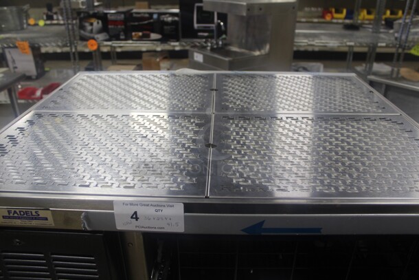 NEW! Perlick Model BBS36C Tobin Ellis Refrigerated Cocktail Station With 2 Drawers. 36x27.5x41.5. 115V/60Hz.  - Image 6 of 7