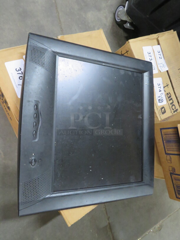 One Kogi 17 Inch LCD Flatscreen Monitor. #L7EH-TA