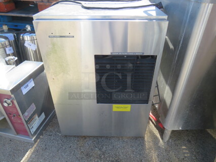 One Hoshizaki Ice Maker. Model# KM-450MAB. 115 Volt. 22X28X31