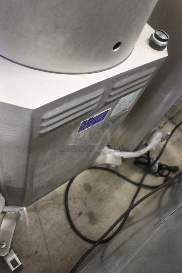 Mainca EM-30 Metal Commercial Floor Style Sausage Stuffer. 220 Volts, 3 Phase. - Image 9 of 10