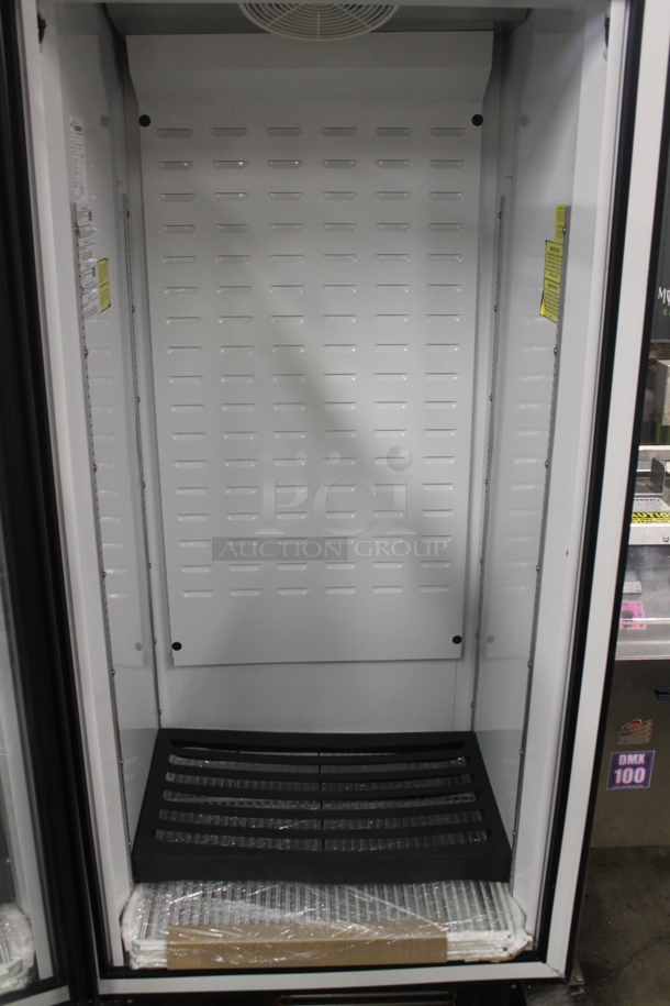 Pro Kold CV16-ULH Metal Commercial Single Door Reach In Cooler Merchandiser. 120 Volts, 1 Phase. Tested and Working! - Image 5 of 6