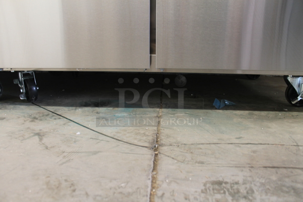 BRAND NEW SCRATCH AND DENT! 2023 Avantco 178APT48MHC Stainless Steel Commercial Sandwich Salad Prep Table Bain Marie Mega Top on Commercial Casters. 115 Volts, 1 Phase. Tested and Working! - Image 5 of 8