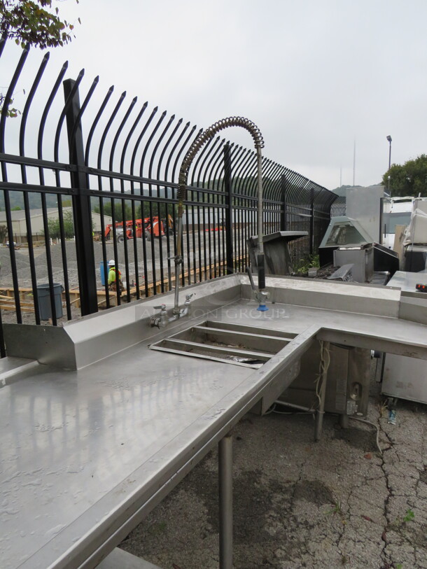 One Stainless Steel Dirty Side Dish Table With Sink And Hose Sprayer, And A 40X22 Stainless Steel Under Shelf. 103.5X59X41 - Image 2 of 2