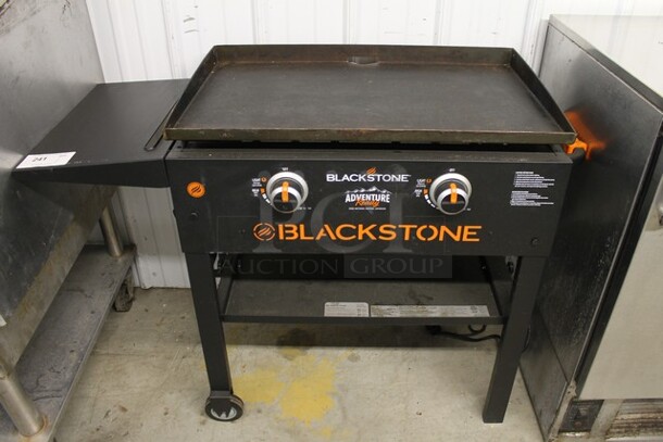 Blackstone 1885 Metal Portable Propane Gas Powered Griddle.