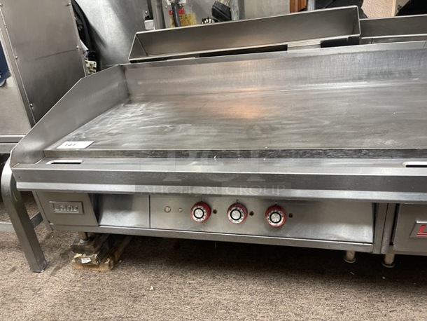Lang 172T 72 inch  Electric Griddle w/ Thermostatic Controls - 1inch Steel Plate, 208v/3ph Tested and Working! - Image 6 of 12