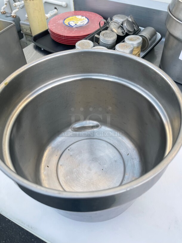 Commercial Stainless Steel Containers NSF 11x11x9  - Image 5 of 7