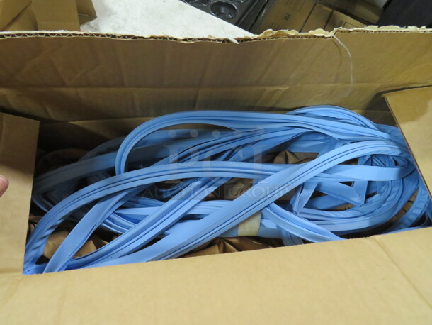One NEW Gasket. - Image 1 of 1