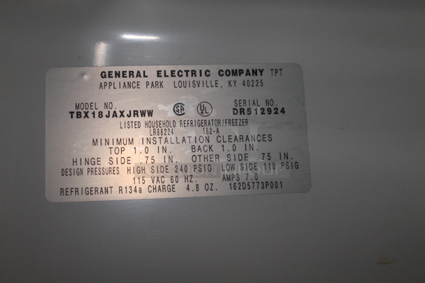 General Electric TBX18JAXJRWW Metal Cooler Freezer Combo Unit. 115 Volts, 1 Phase. Tested and Working! - Image 5 of 5