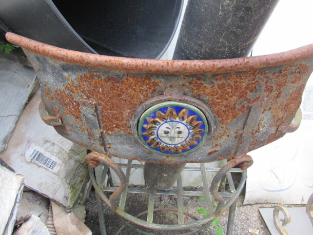 Metal Patio Chair With Patina And An AWESOME Sunflower Tile On The Back. 2XBID - Image 4 of 4