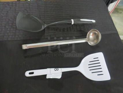 Assorted Utensils. 3XBID