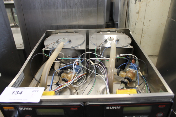 2015 Bunn AXIOM 0/6 TWIN Stainless Steel Commercial Countertop 6 Burner Coffee Machine w/ Hot Water Dispenser. 120/208 Volts, 1 Phase. - Image 5 of 5