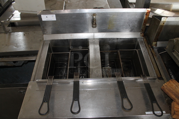 Henny Penny OFG 322 Stainless Steel Commercial Floor Style Propane Gas Powered 2 Bay Deep Fat Fryer w/ 4 Metal Fry Baskets. 170,000 BTU. - Image 2 of 8