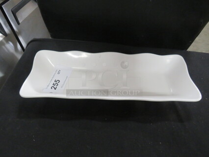 One 17X7 Elite Global Solutions Platter. #M1717S.