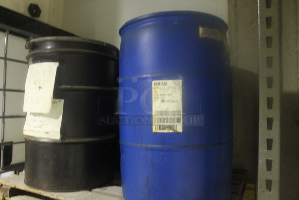 ALL ONE MONEY! PALLET LOT of 4 Barrels; 2 Black Metal and 2 Blue Poly.  BUYER MUST REMOVE. - Image 3 of 5