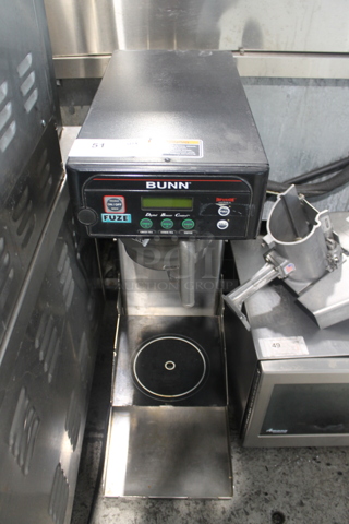 Bunn ITCB-DV Stainless Steel Commercial Countertop Iced Tea Machine w/ Poly Brew Basket. 120 Volts, 1 Phase. 