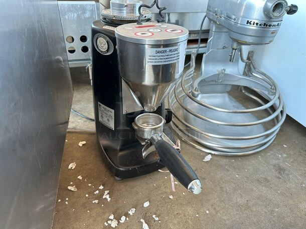Mazzer Luigi Super Jolly Electronic Metal Commercial Countertop Espresso Bean Grinder Base. 120 Volts, 1 Phase. Tested and Working! - Image 4 of 6