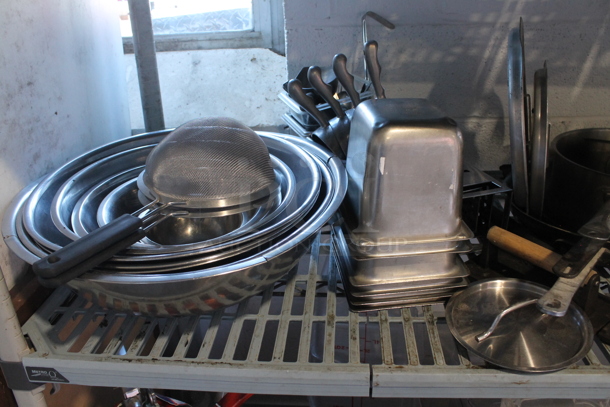 ALL ONE MONEY! Tier Lot of Various Items Including Metal Bowls and Utensils - Image 2 of 4